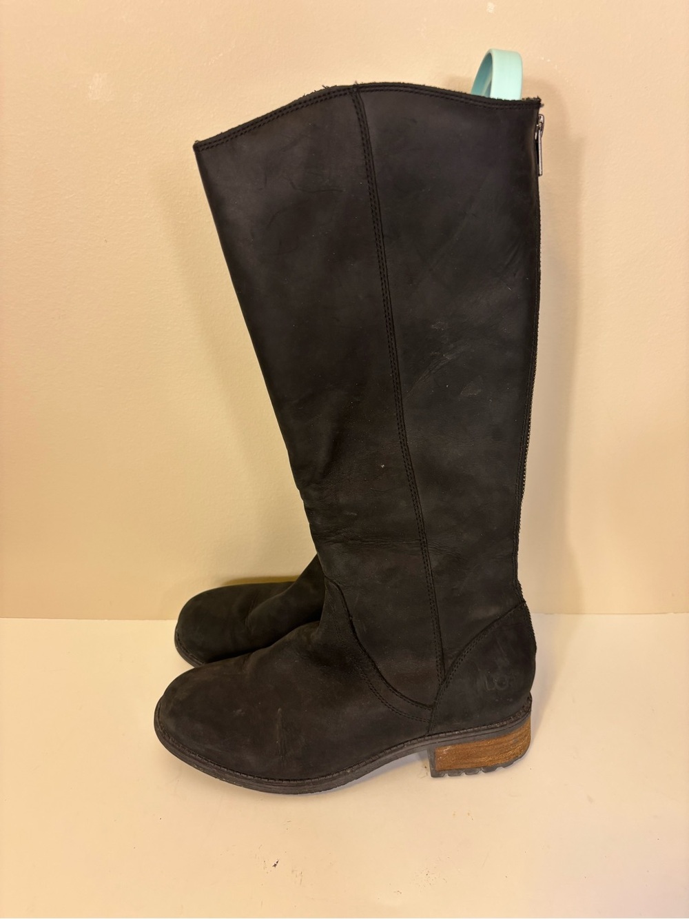 UGG Black Leather Tall Riding Boots with Zipper Back Women’s 7